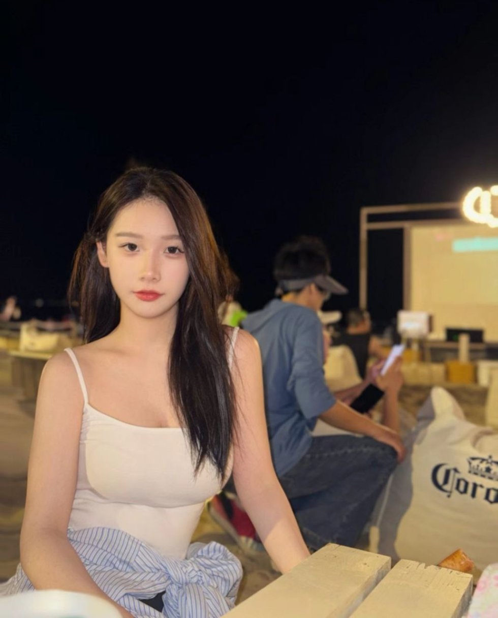 三亚包养良家 三亚包养良家