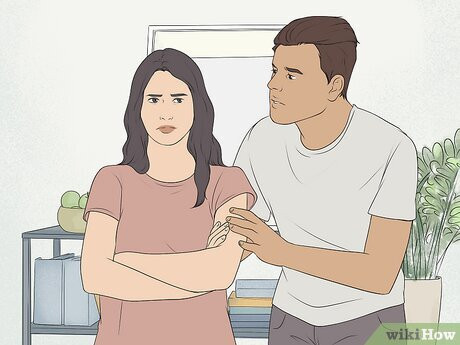 Step 2 She doesn’t seem excited to see you.